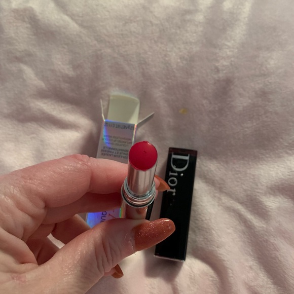 Dior Addict Lipstick. Turn me Dior - Picture 4 of 4